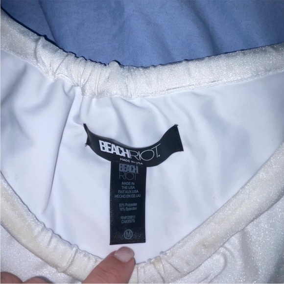 White Beach Riot - Picture 6 of 7